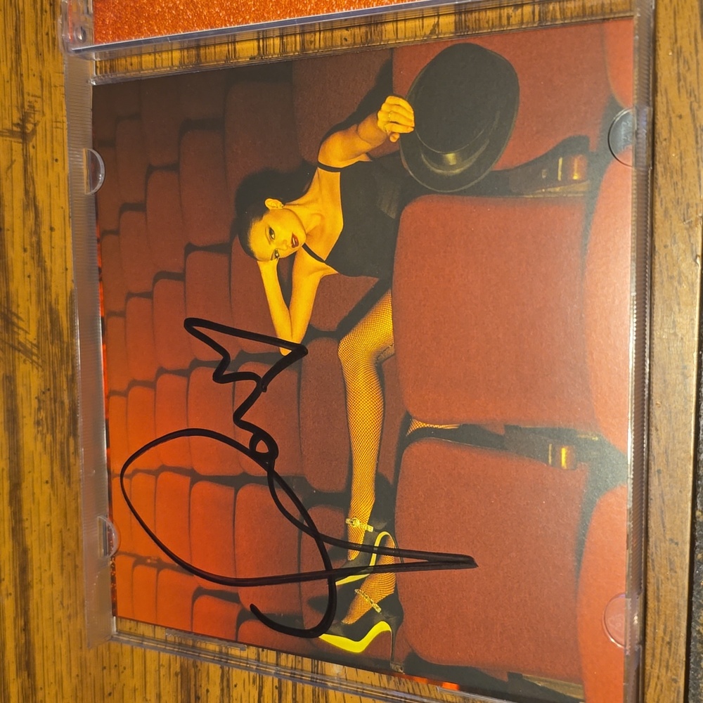 Signed Taylor Swift Life Of A Showgirl Cd